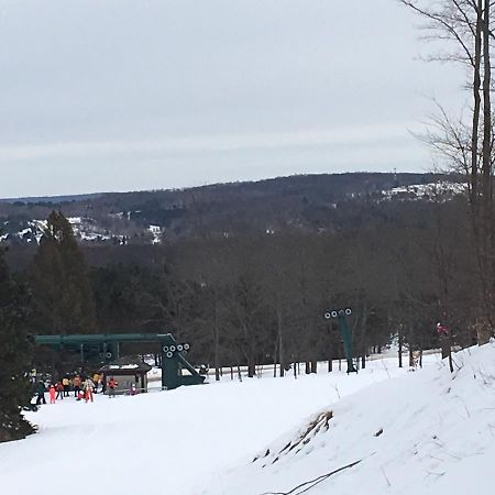 Boyne Mountain Creekside Condo Boyne Falls ภายนอก รูปภาพ
