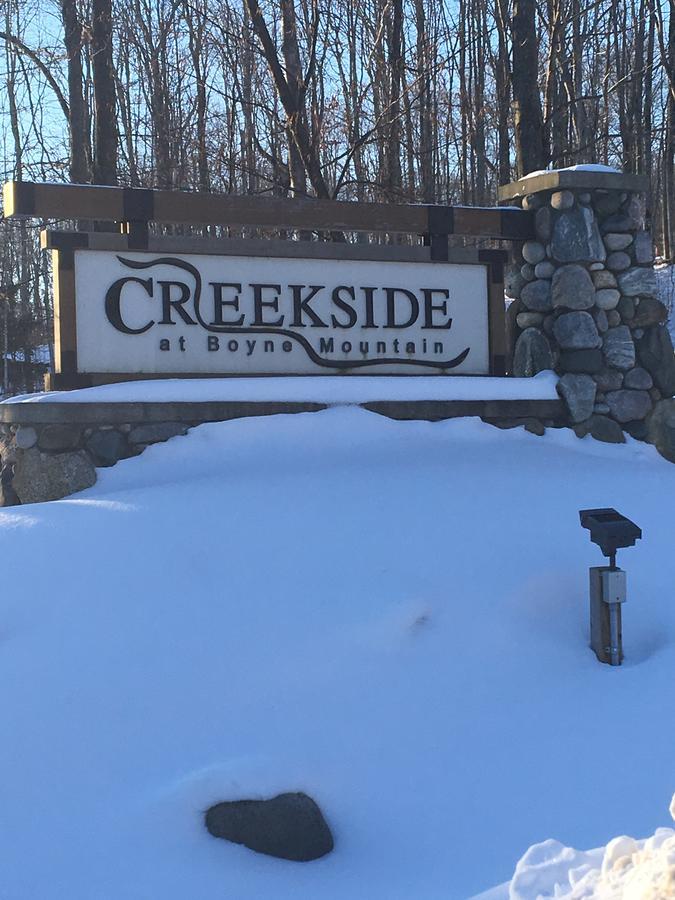 Boyne Mountain Creekside Condo Boyne Falls ภายนอก รูปภาพ