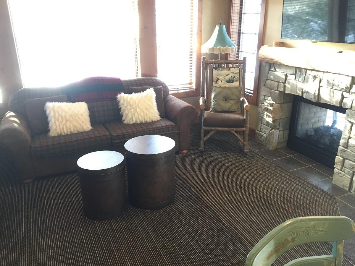 Boyne Mountain Creekside Condo Boyne Falls ภายนอก รูปภาพ